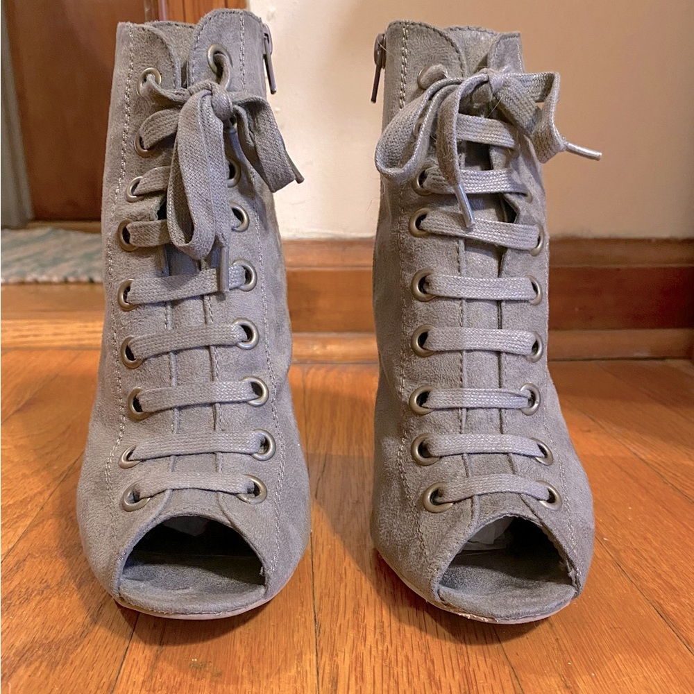 Fiona  Gray, faux suede, peep toe boot, stacked heel. Great with skinny jeans !